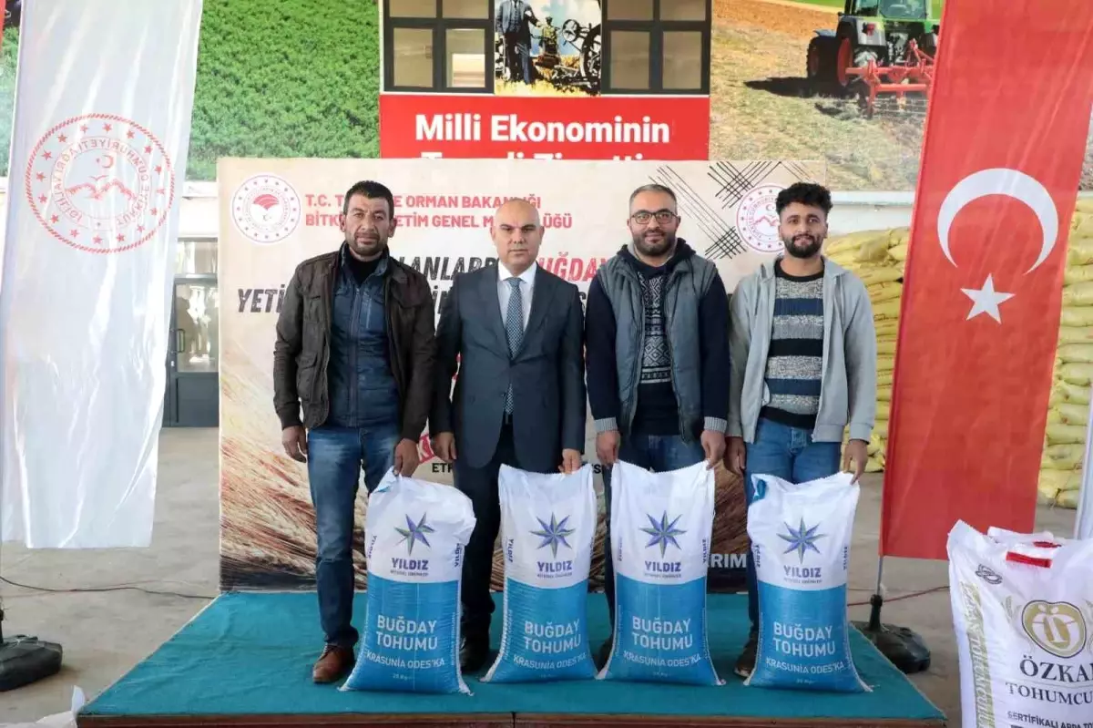 Ağrı\'da Atıl Alanlarda Tarım Projesiyle Üreticilere Hibe Desteği