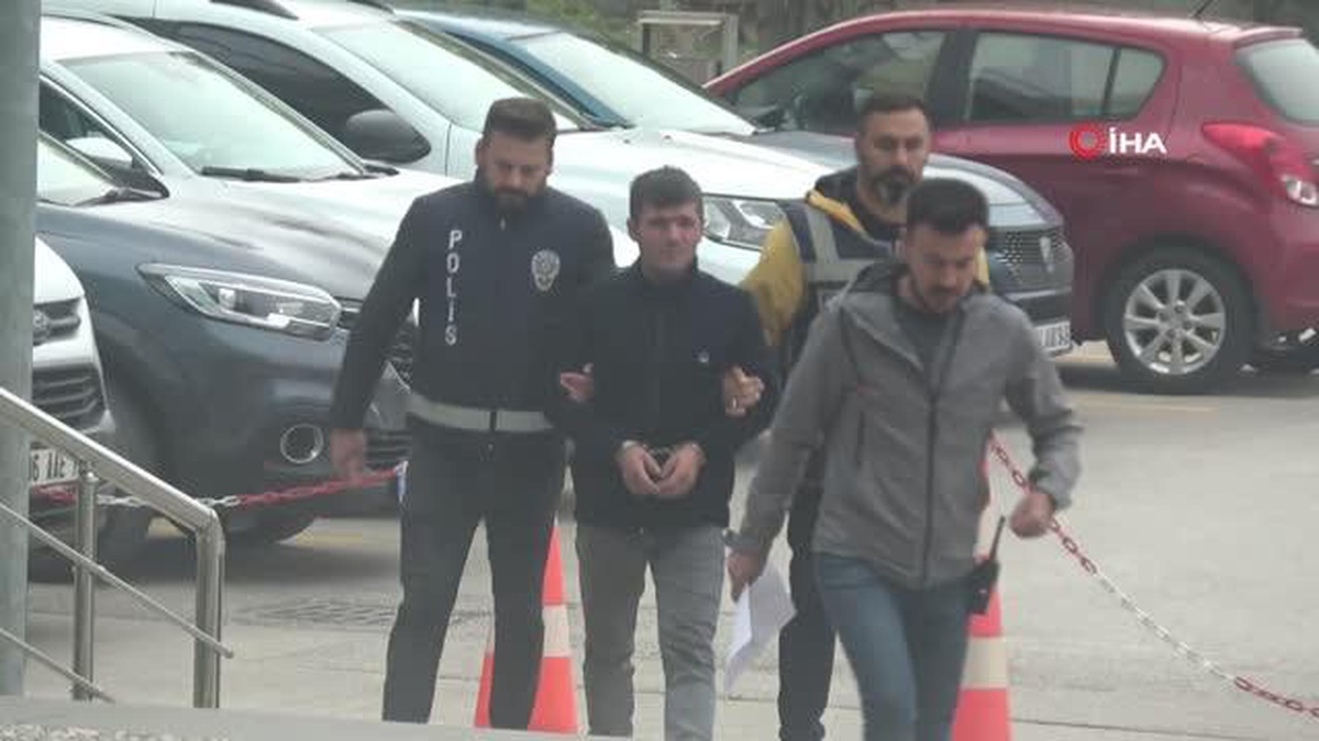 Aynı yerden ikinci kez hırsızlık yapmak isterken yakayı ele verdi