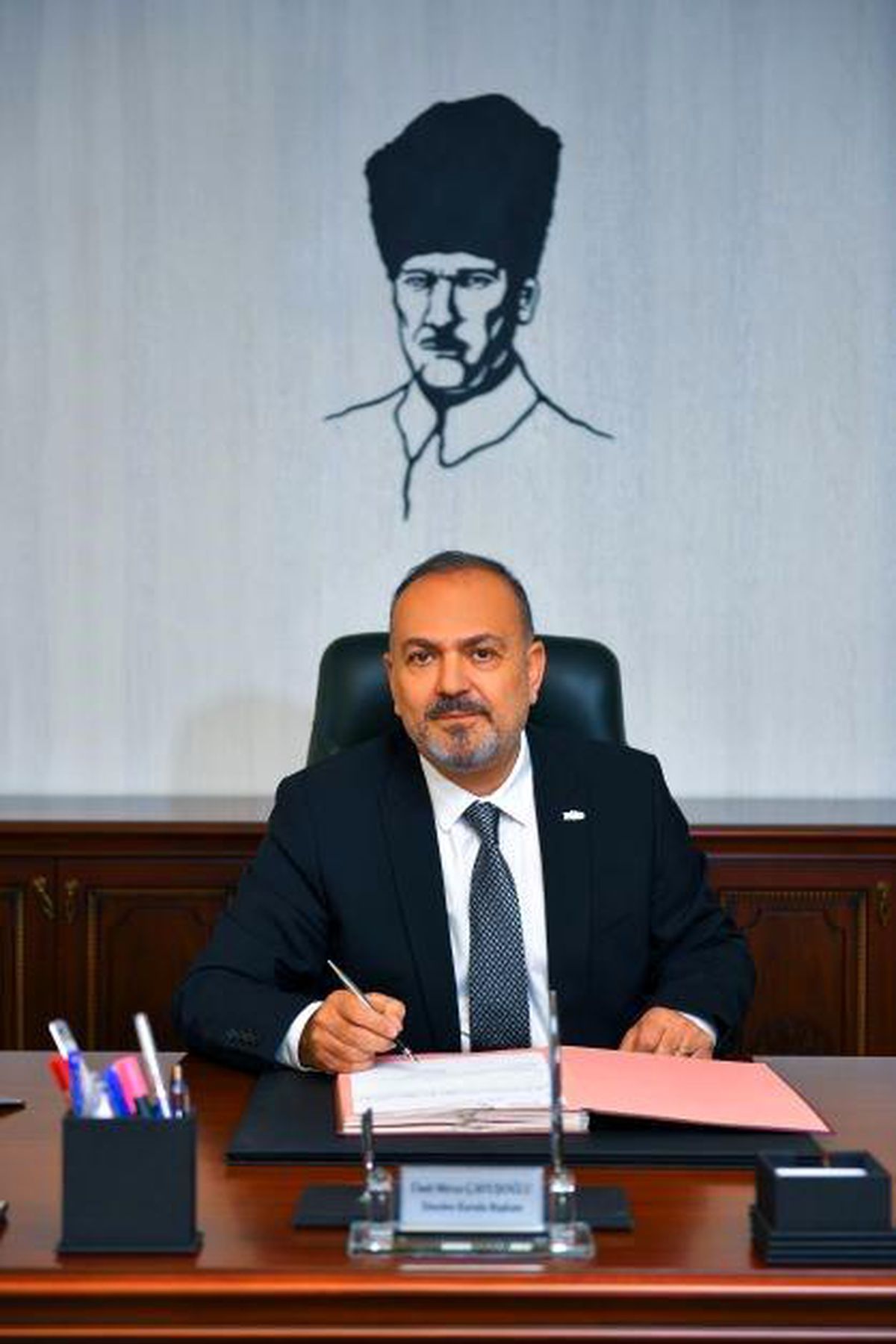 Batı Akdeniz\'den 9 Aylık İhracat 2 Milyar Dolara Yaklaştı