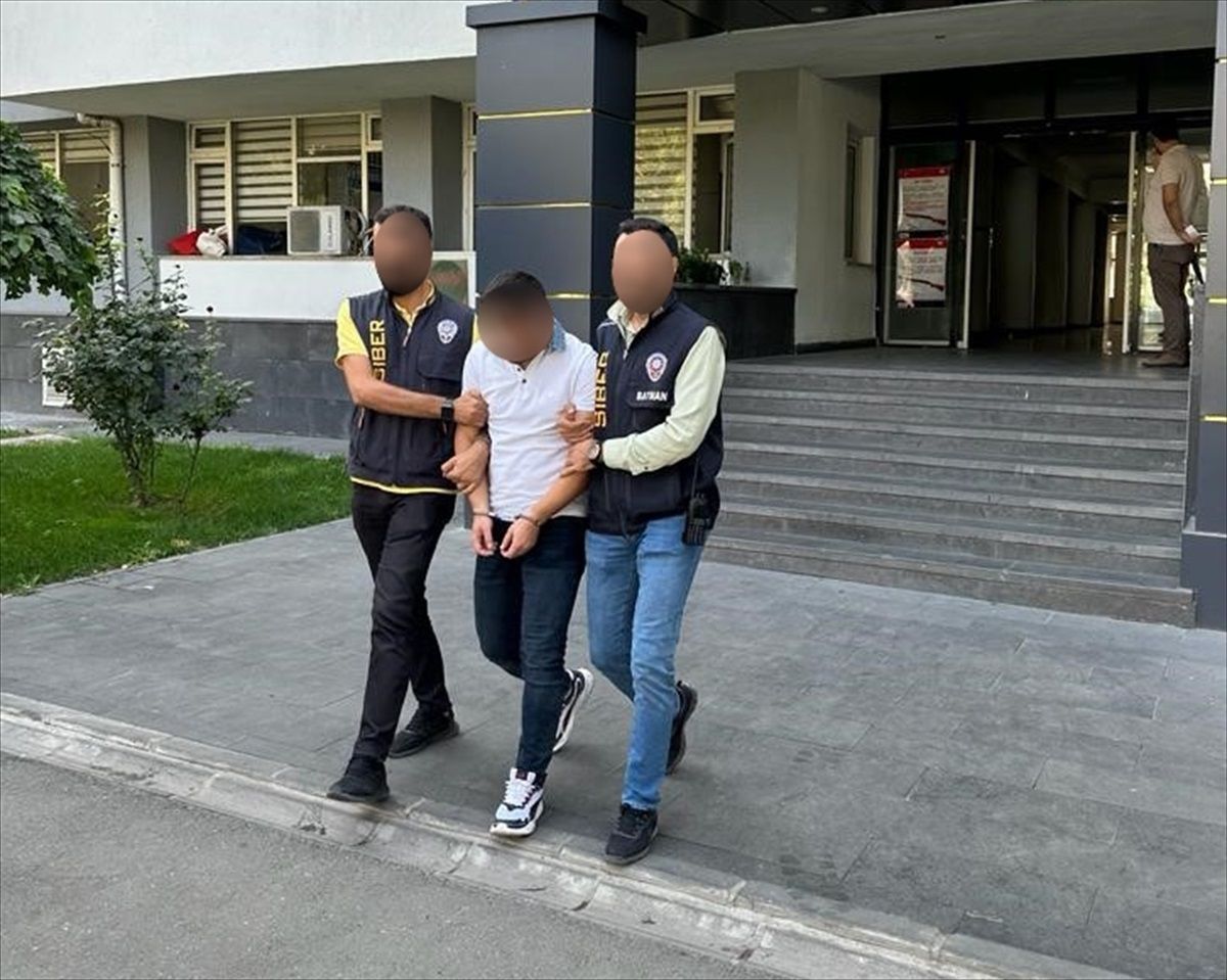 Batman\'da Siber Suç Operasyonu: 10 Tutuklama