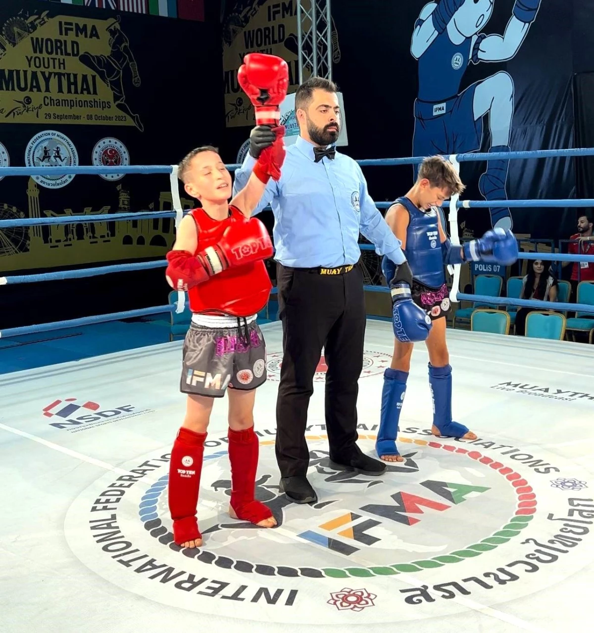 Canik Belediyesi Sporcuları Dünya Şampiyonasında Yarı Finale Yükseldi