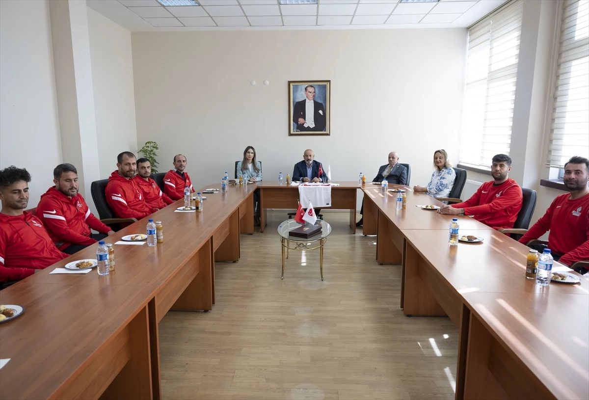 Çankaya Belediyesi Görme Engelliler Spor Kulübü TFF Engelliler Koordinasyon Kurulunu ziyaret etti