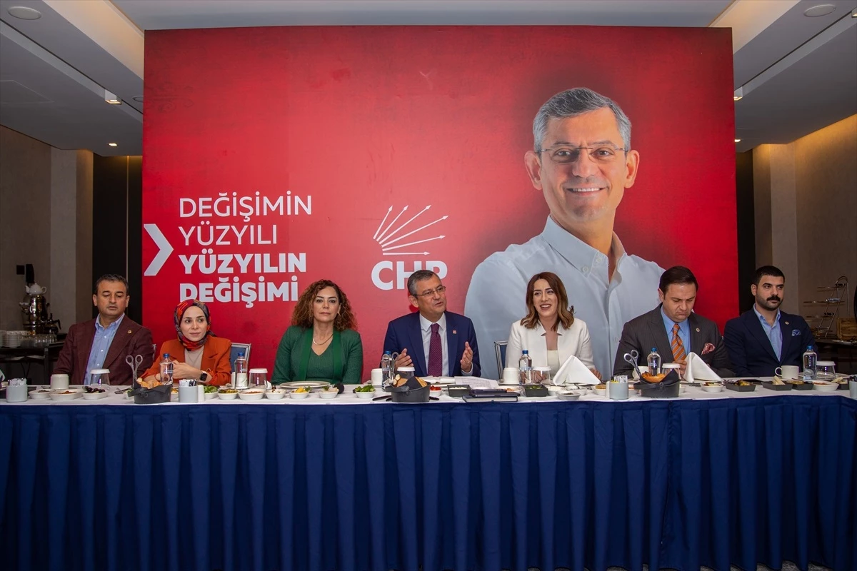 Özgür Özel: İstanbul seçimini kazanırsak rahat bir şekilde ilerleyeceğiz