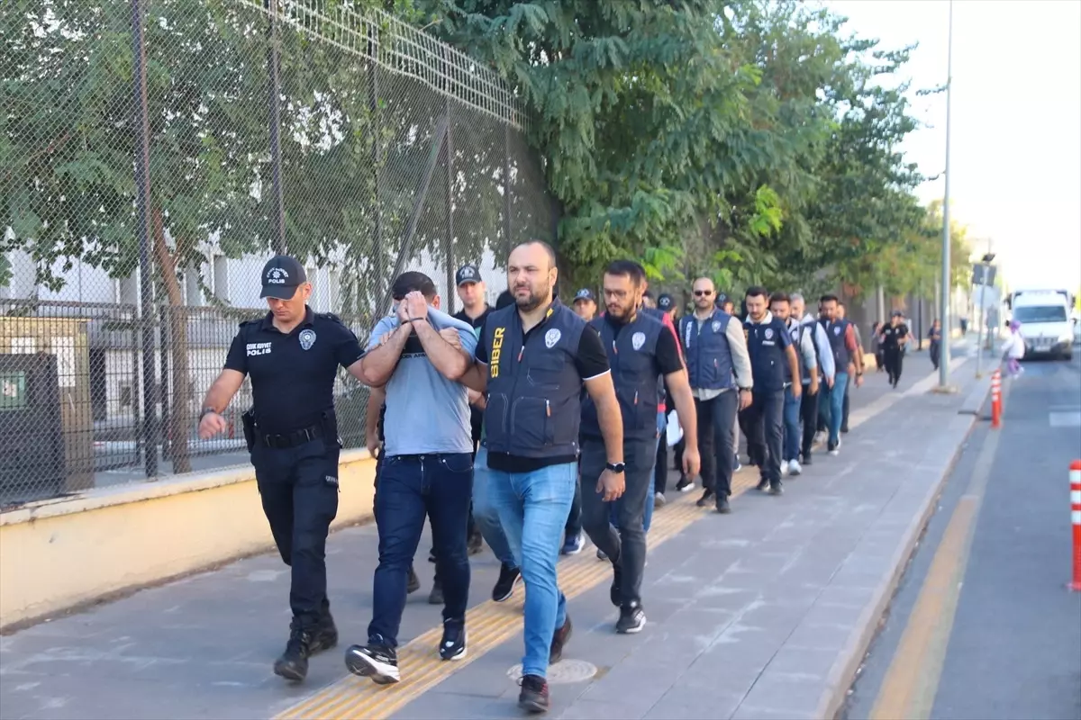 Diyarbakır\'da yasa dışı bahis çetesine \'Format\' operasyonu: 15 gözaltı