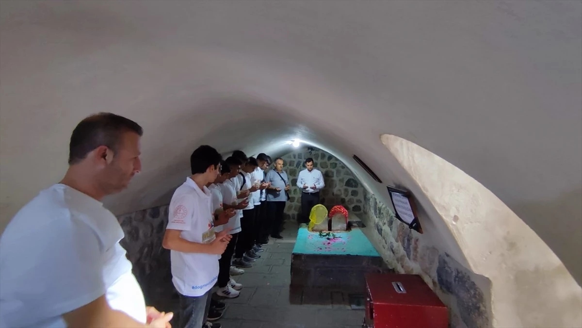 Edirne\'den gelen öğrenciler Cizre\'de tarihi ve kültürel mekanları gezdi