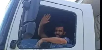 Trabzon'da Heyelan Temizleme Çalışması Sırasında Kamyon Devrildi, Şoför Hayatını Kaybetti