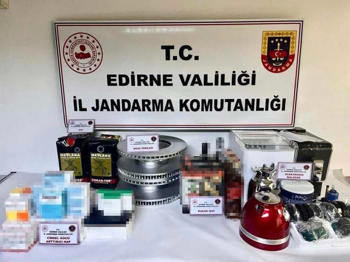 Edirne\'de Jandarma Ekipleri Tarafından Kaçakçılık Operasyonu