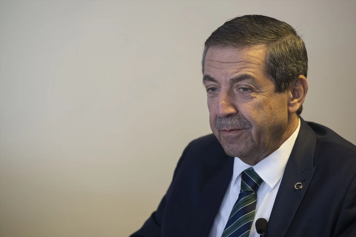 KKTC Dışişleri Bakanı Ertuğruloğlu, BM\'nin Kıbrıs\'ta tarafsızlığını yitirdiğini belirtti