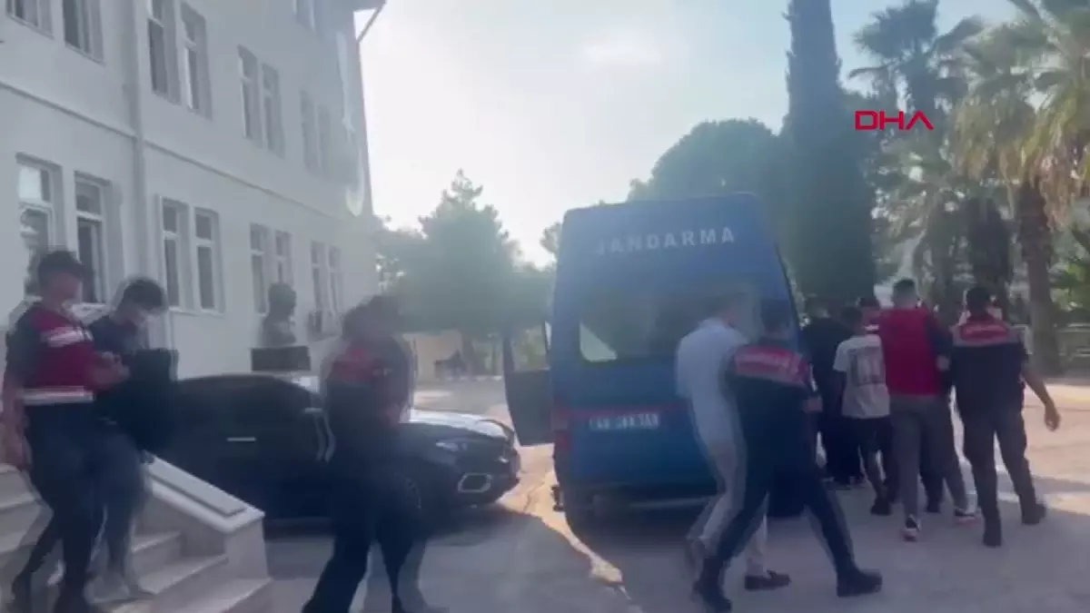 Muğla merkezli göçmen kaçakçılığı operasyonunda 10 şüpheli gözaltına alındı