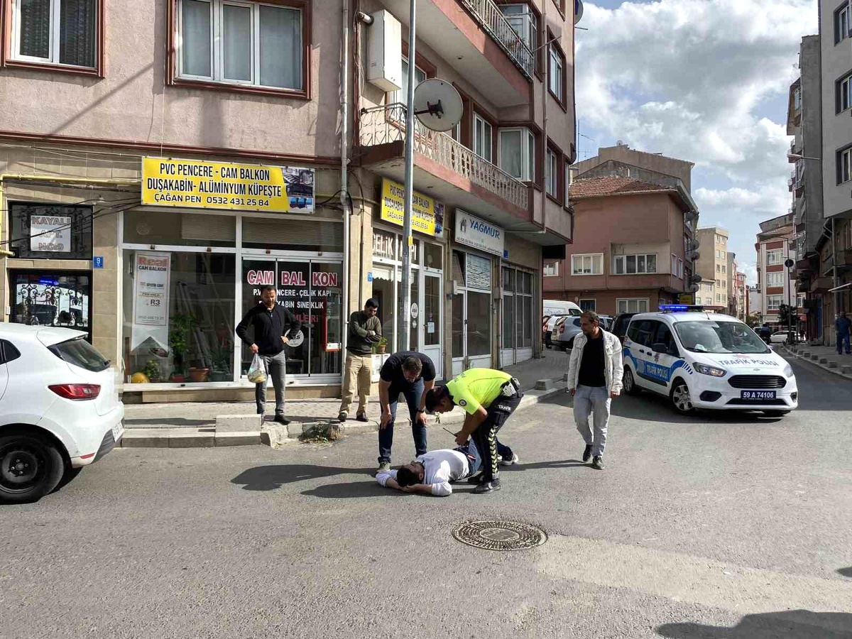 Çorlu\'da Motosiklet Kazası: Sürücü Kıl Payı Kurtuldu