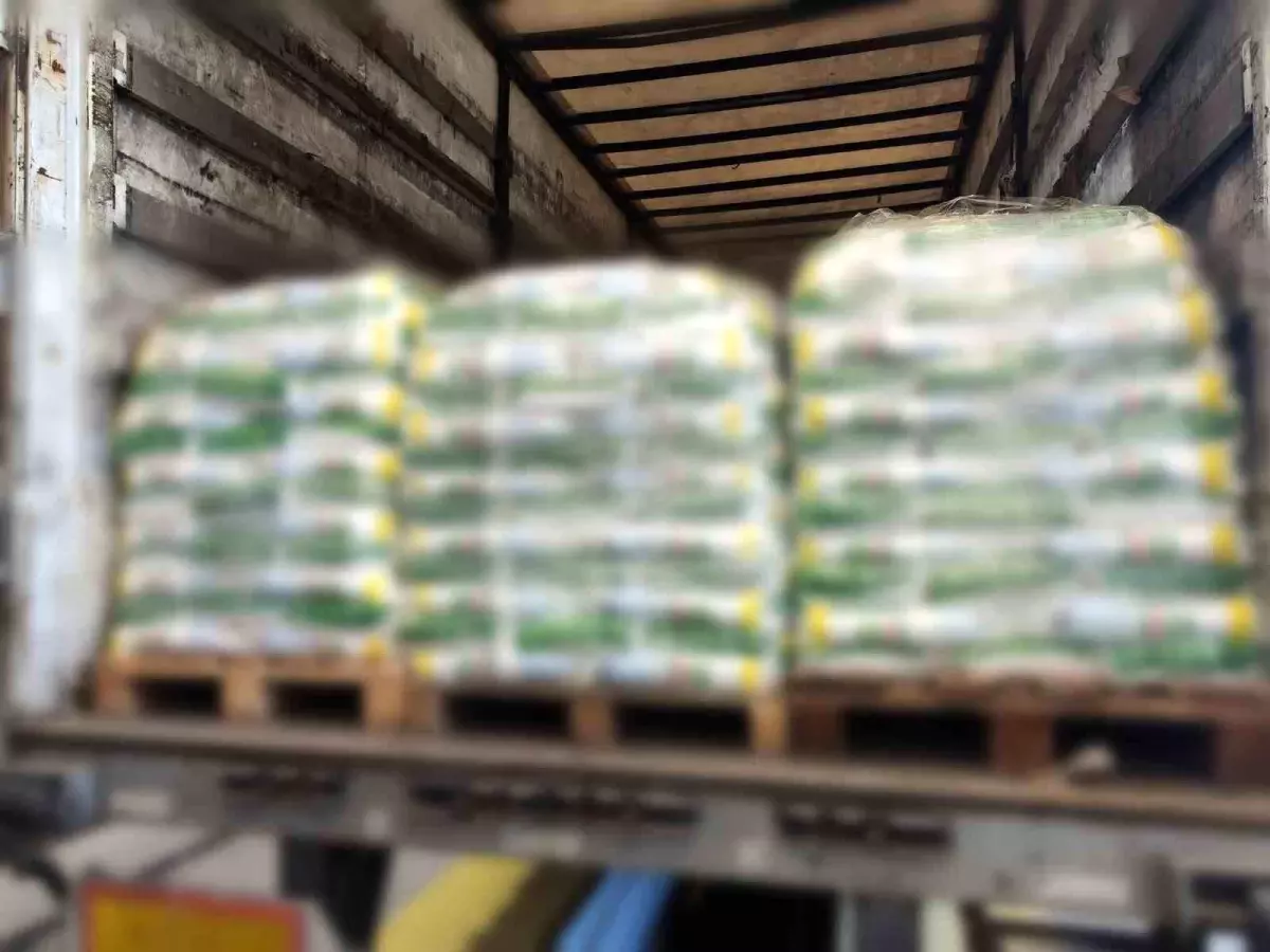 Tırda Sahte Deterjan ve İlaç Ele Geçirildi