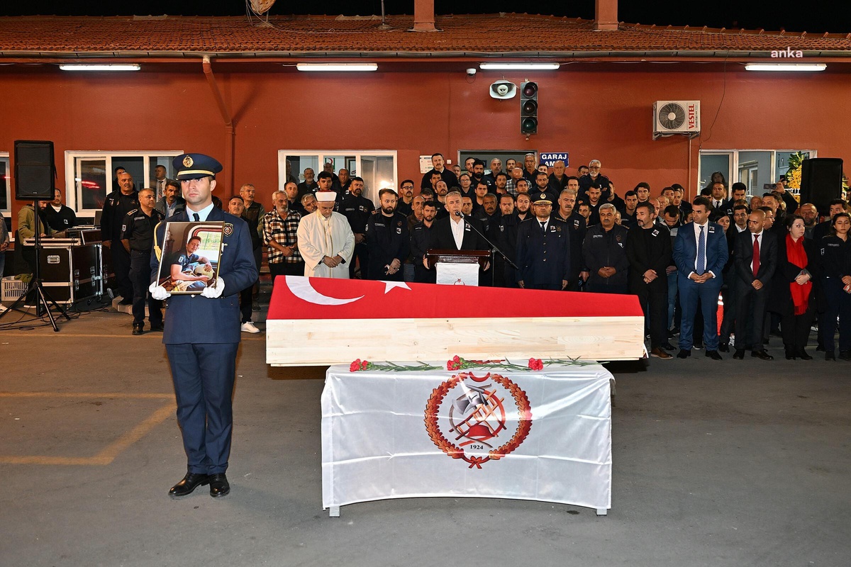 Şehit İtfaiye Eri Fahrican Yavaş Son Yolculuğuna Uğurlandı