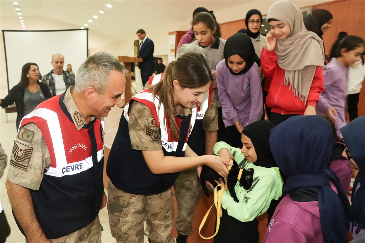 Siirt\'e öğrenci ve öğretmenlere Hayvan Durum İzleme (HAYDİ) uygulaması anlatıldı