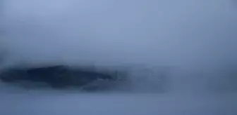 Yüksekova'da Yoğun Sis Etkili Oldu