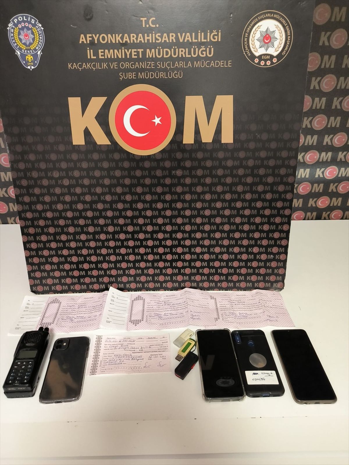 Afyonkarahisar\'da Kafes Operasyonu: 4 Şüpheli Gözaltına Alındı