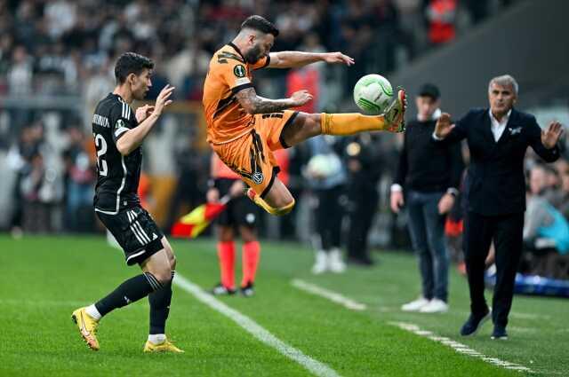 Avrupa'daki hezimet sonrası Şenol Güneş, istifa çağrısı yapan taraftarlara tek bir cümle edebildi