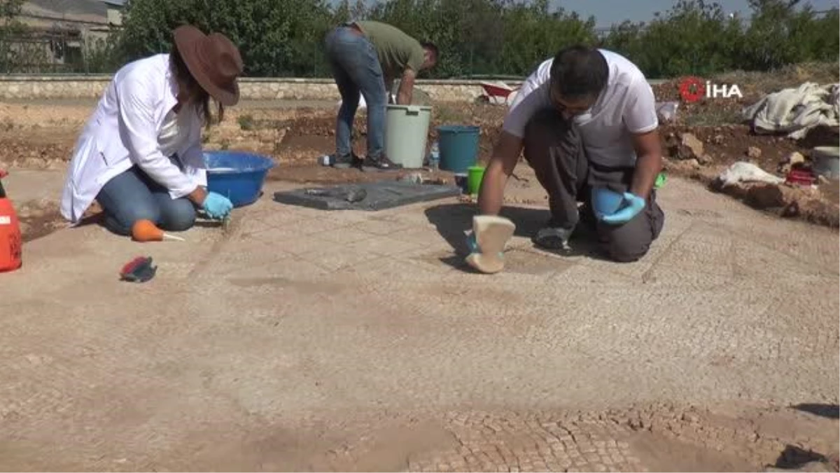 Bin 700 yıllık mozaikte restorasyon ve konservasyon çalışması başladı