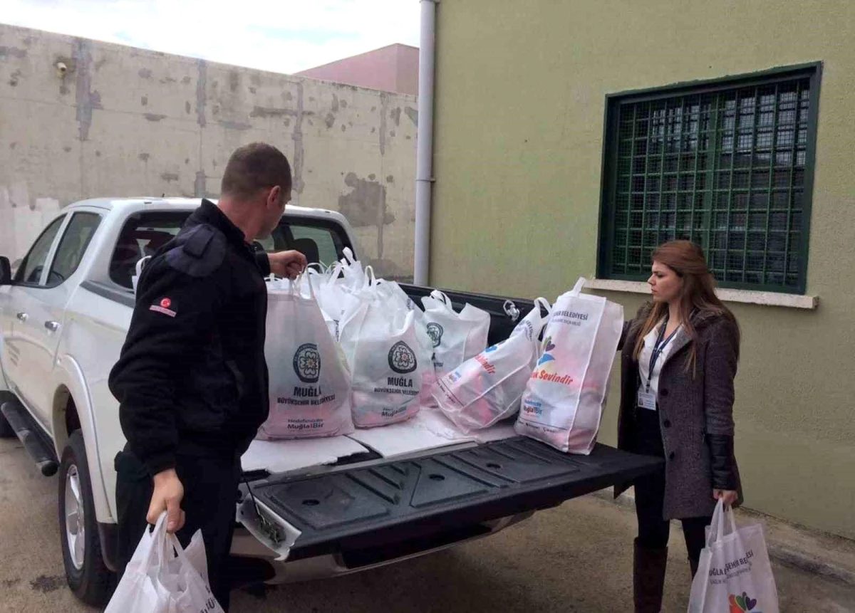 Muğla Büyükşehir Belediyesi, Cezaevlerinde Hijyen Paketi Dağıtımına Devam Ediyor