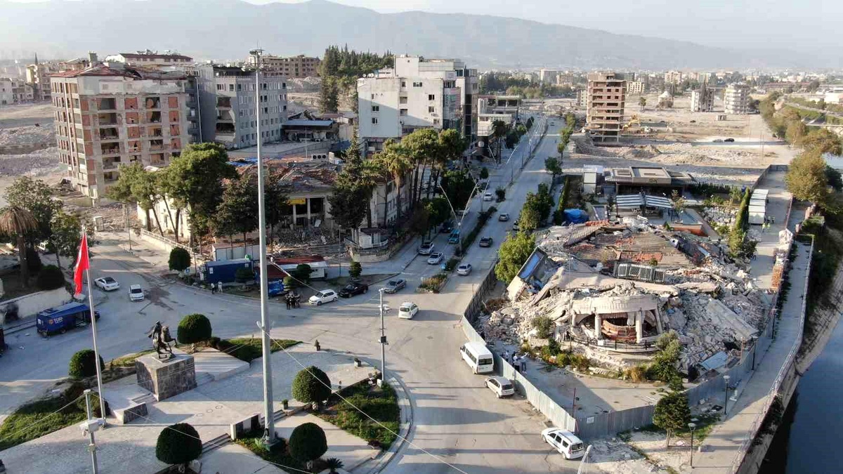 Hatay Depremi Sonrası Yıkımın Etkisi Gözler Önüne Seriliyor