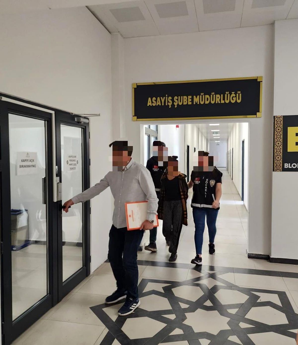 Başiskele\'de 150 Bin TL Değerinde Ziynet Eşyası Çalındı, Şüpheli İstanbul\'da Yakalandı