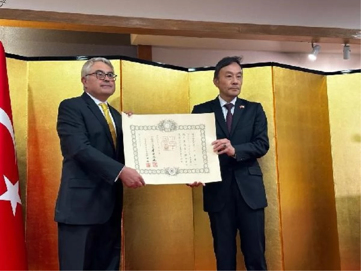 Japonya Büyükelçiliği, Ahmet Bülent Meriç\'e \'Altın ve Gümüş Yıldız, Yükselen Güneş Nişanı\' verdi