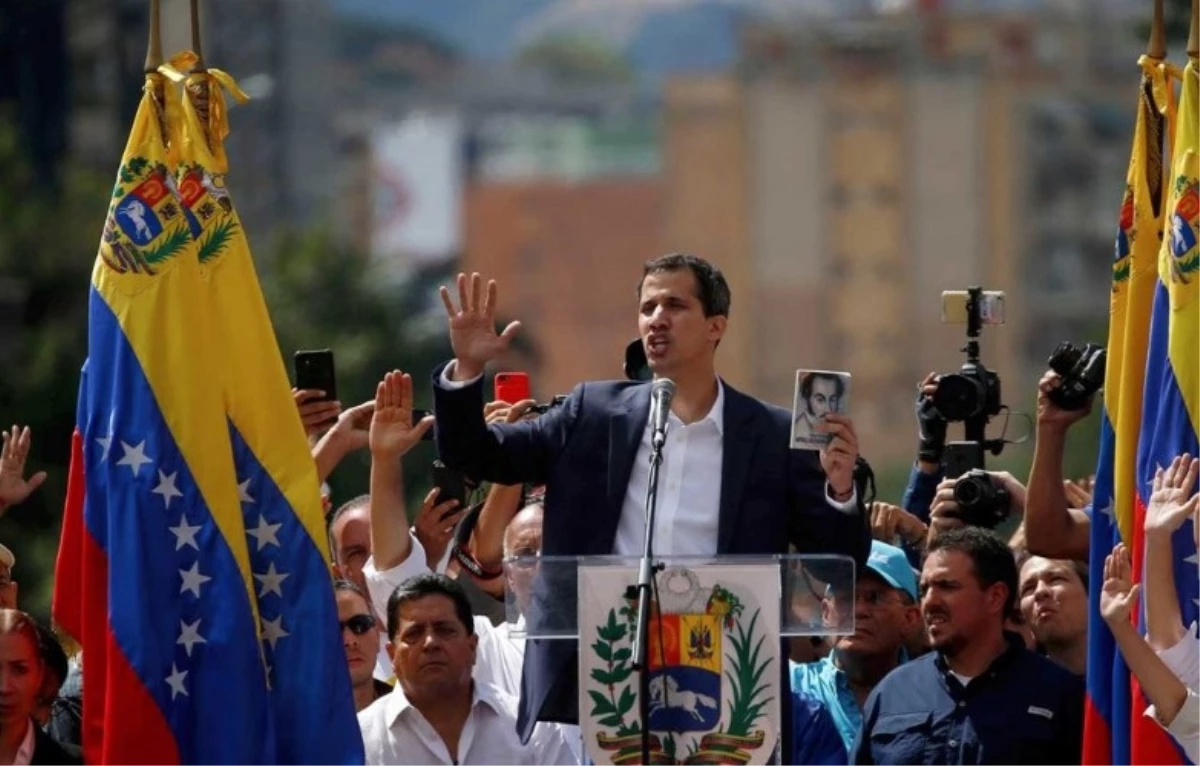 Kendini Venezuela\'nın lideri ilan eden Juan Guaido\'ya yönelik yakalama emri çıkarıldı