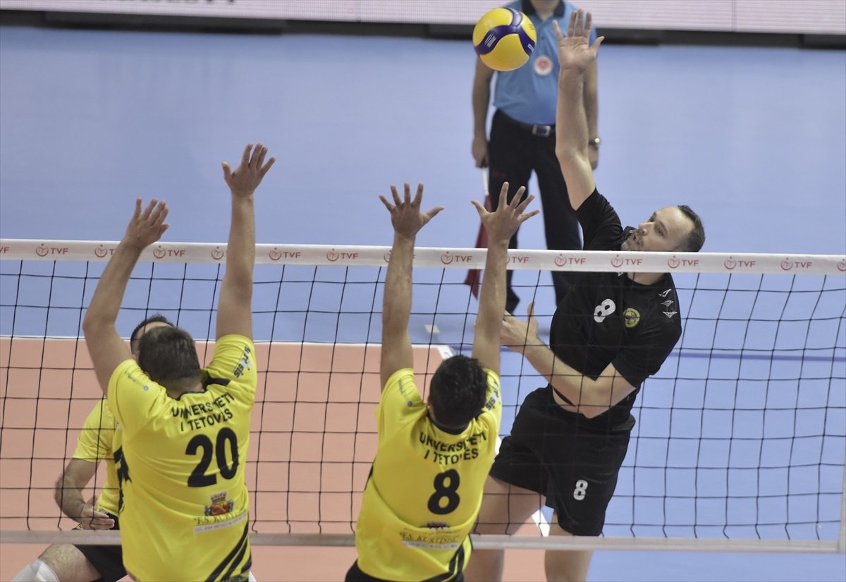 KV Peja, OK Univerzitet vo Tetovo\'yu 3-0 yendi