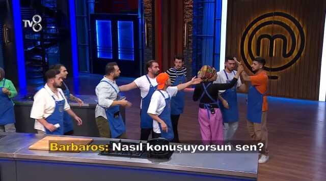 MasterChef All Star'da kavga! Barbaros ve Barış birbirine girdi MasterChef All Star'da kavga! Barbaros ve Barış birbirine girdi