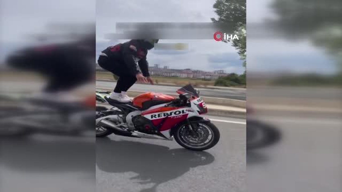 Motosiklet Sürücüsünün Tehlikeli Yolculuğu Kameralara Yansıdı