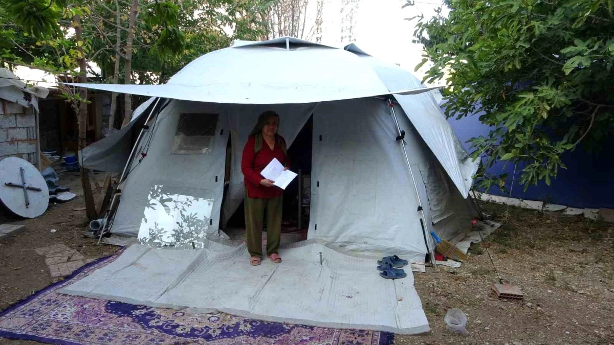 Deprem Mağduru Kadın Prefabrik Ev Dolandırıcılığına Uğradı