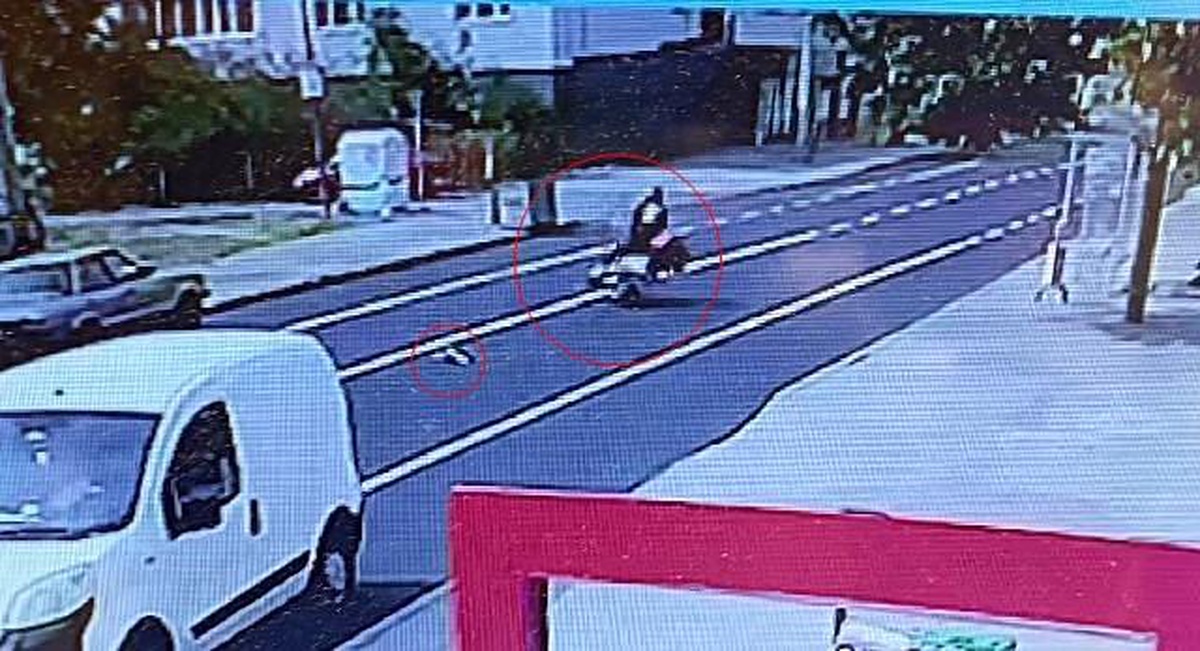 Tekirdağ\'da Kedinin Yola Fırlamasıyla Motosiklet Kazası