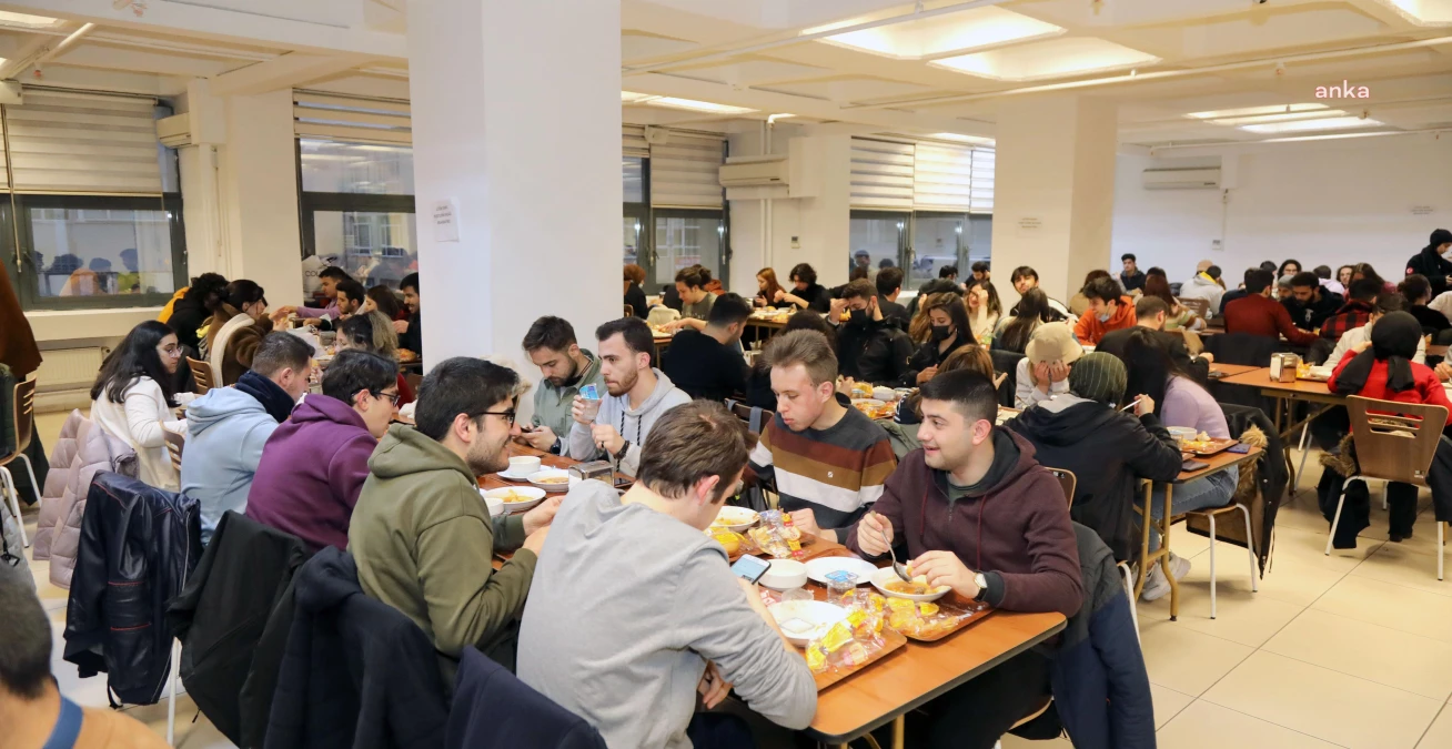 Çankaya Belediyesi Üniversite Öğrencilerine Ücretsiz Akşam Yemeği Vermeye Devam Ediyor