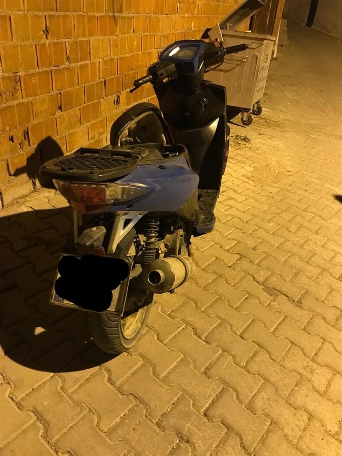 Balıkesir Edremit\'te Polis Ekiplerinden Kaçan 2 Şüpheli Yakalandı
