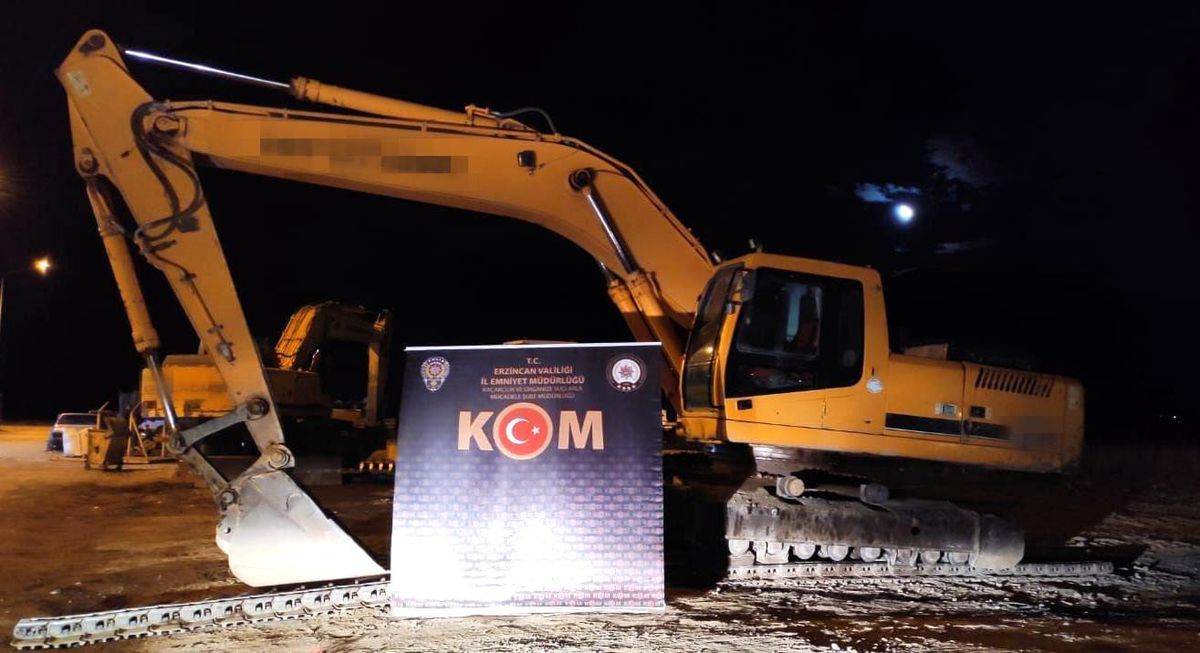Erzincan\'da Kaçak Kazı Operasyonunda 10 Şüpheli Yakalandı
