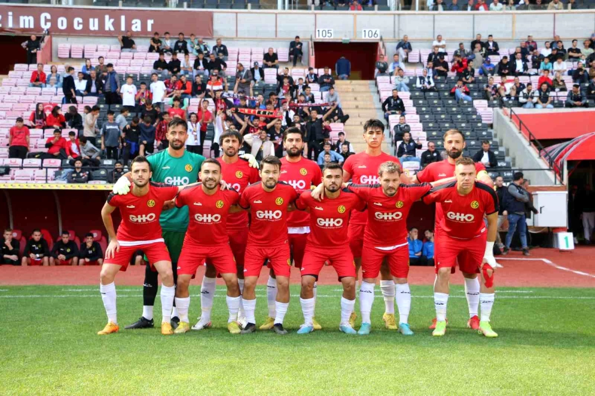 Eskişehirspor, BAL\'da Eskişehir Demirspor ile Karşılaşacak