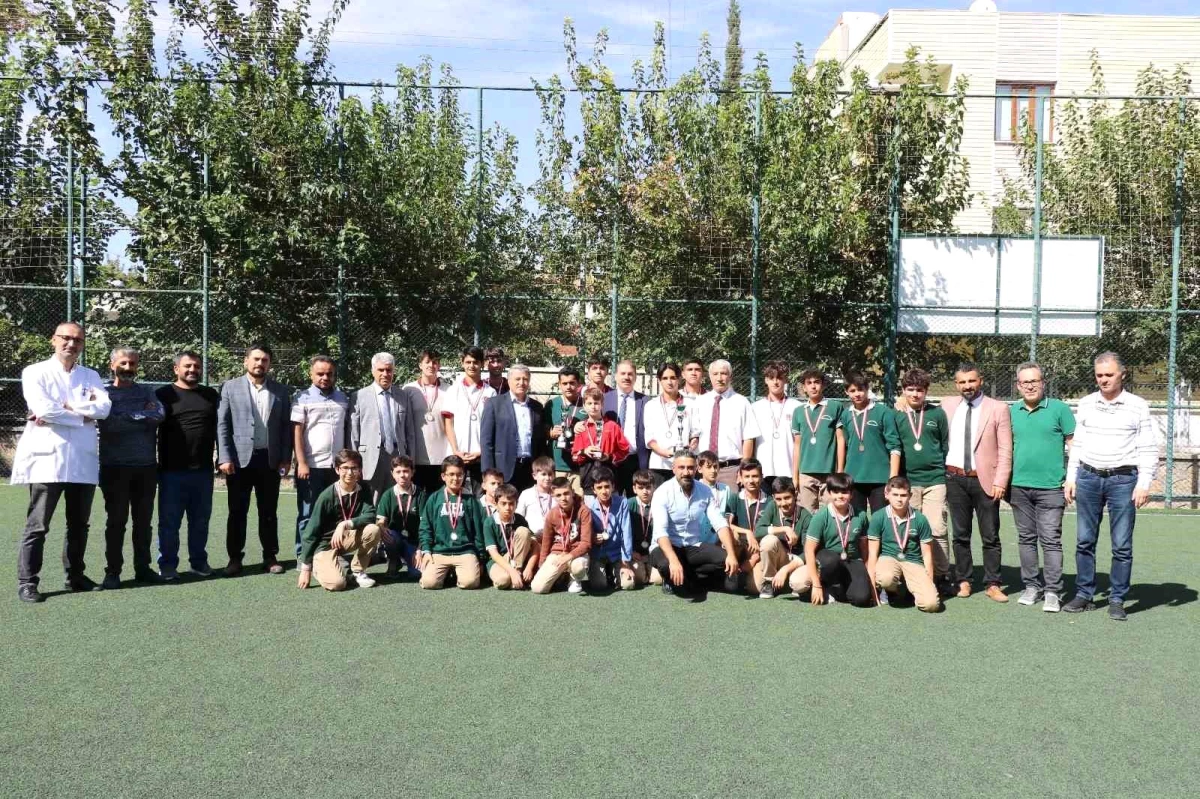 Adıyaman Anadolu İmam Hatip Lisesi Futbol Turnuvası Ödül Töreni