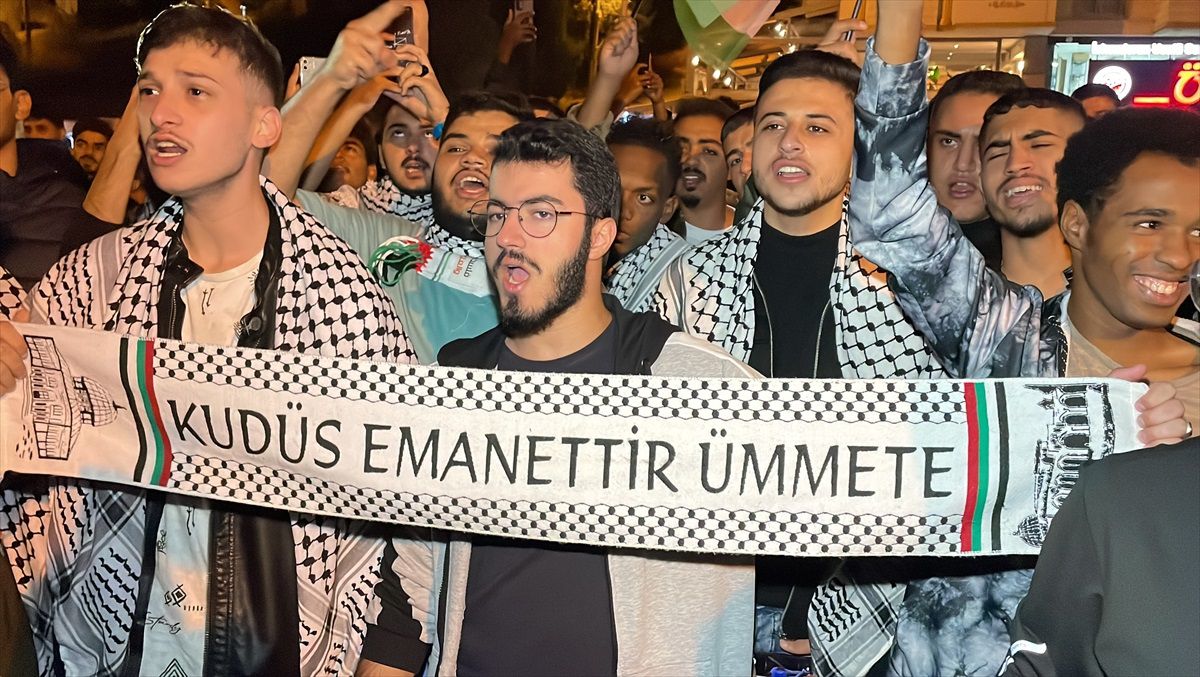 Karabük\'te sivil toplum kuruluşlarından Filistinlilere destek gösterisi