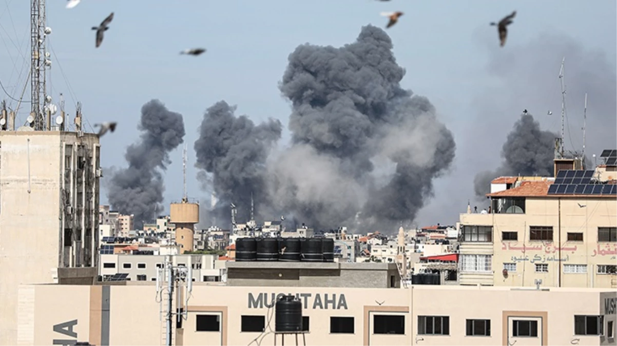Karşı saldırıya geçen İsrail, Hamas\'ı havadan vurmaya başladı