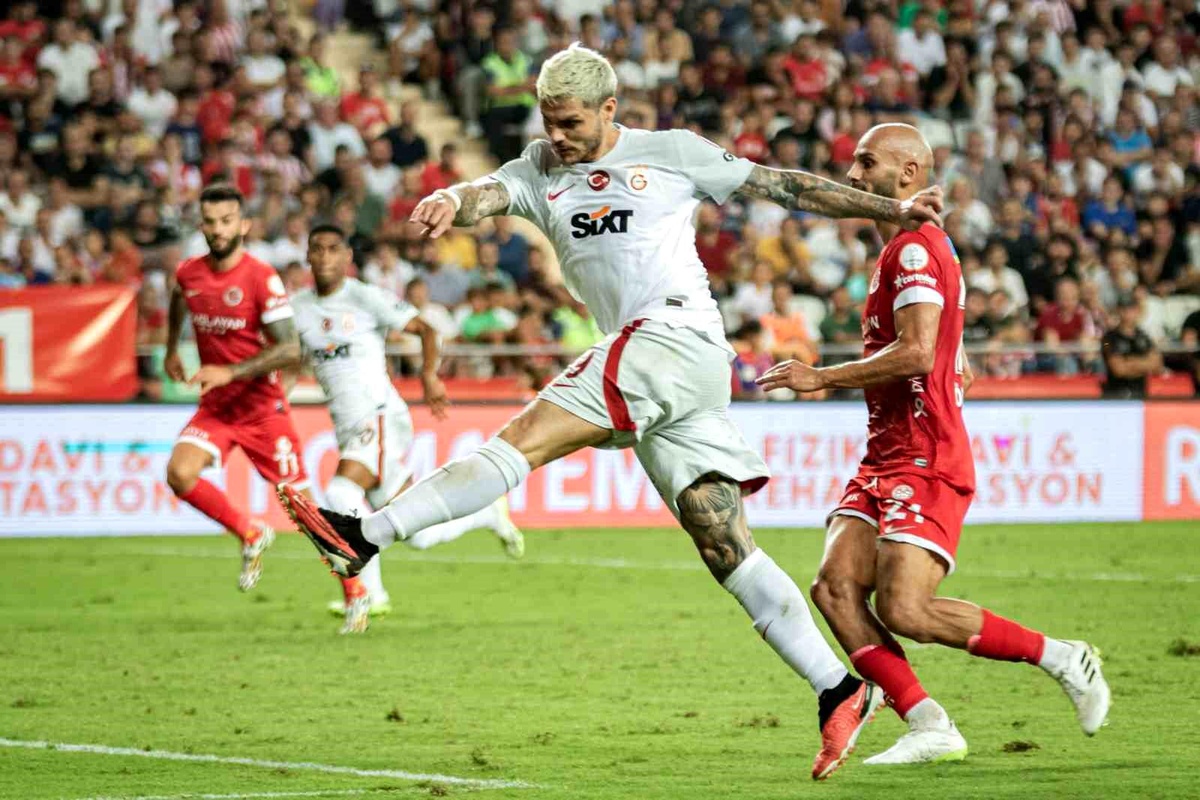 Mauro Icardi, Antalyaspor maçında attığı golle gol sayısını 12\'ye çıkardı