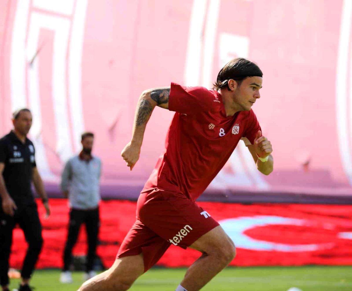 Charis Charisis, Pendikspor maçında sarı kart gördü ve cezalı duruma düştü