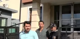 Sakarya'da Kadını Aldattığı İddiasıyla Eşi ve Arkadaşını Vuran Şüpheli Tutuklandı