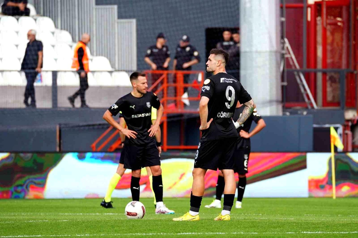 Trendyol Süper Lig: Pendikspor: 0 Sivasspor: 1 (Maç devam ediyor)