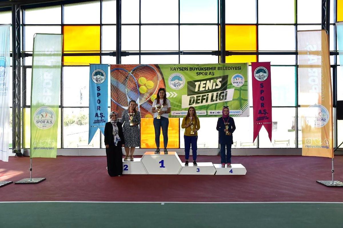 Kayseri\'de Tenis Defi Ligi Heyecanı Sona Erdi