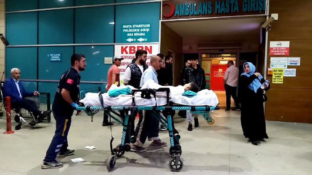 İnegöl\'de 4 yaşındaki çocuk kaynar suya maruz kaldı