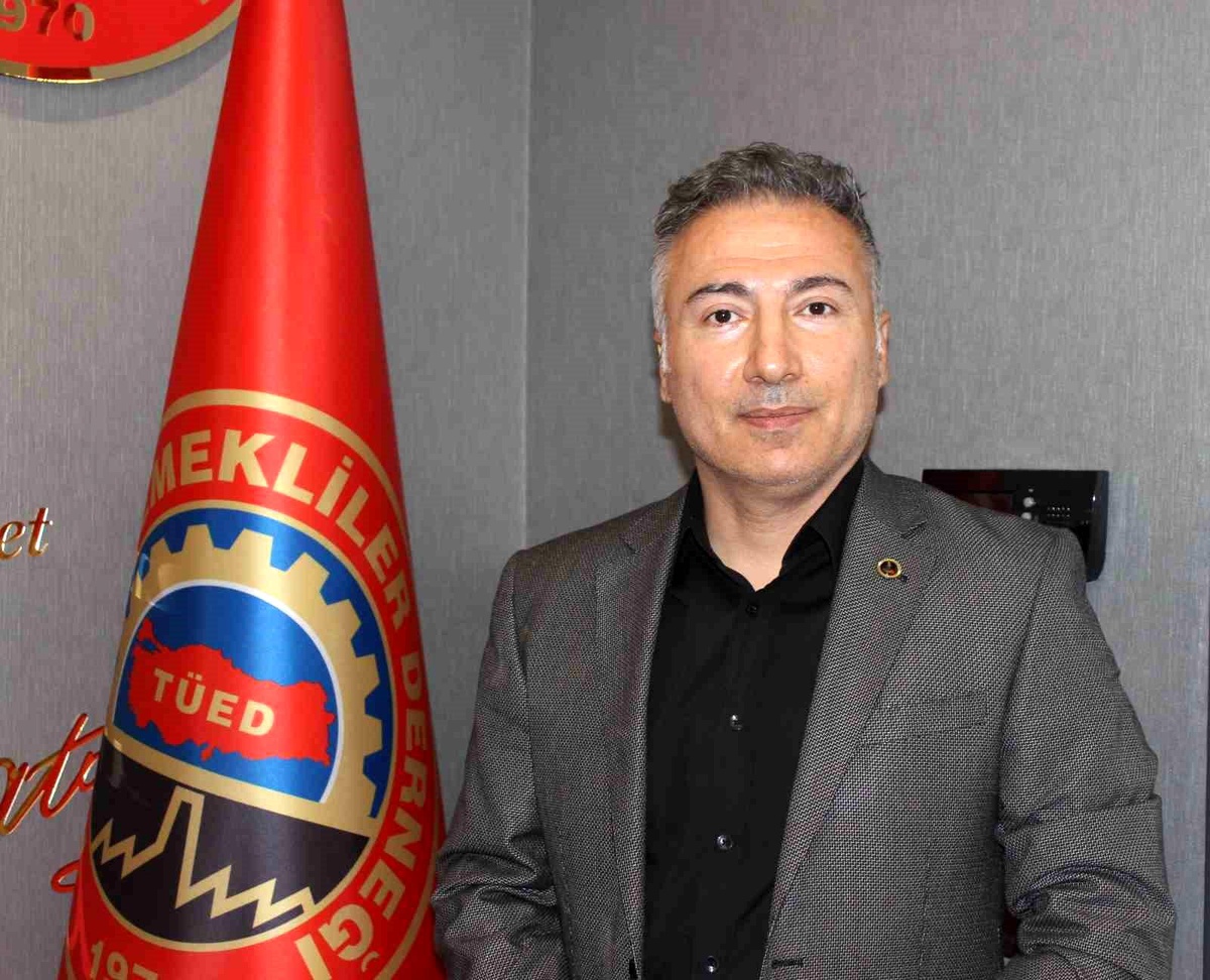 Emeklilere Ekim Ayında Seyyanen Zam Talebi