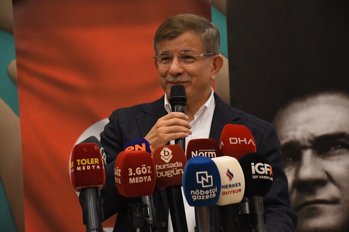 Gelecek Partisi Genel Başkanı Davutoğlu, partisinin Bursa il kongresinde konuştu Açıklaması