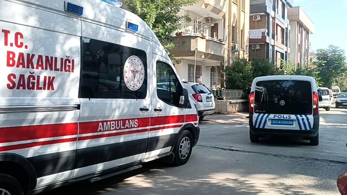 Gaziantep\'te Bir Şahıs, Kız Arkadaşının Annesini Yaraladıktan Sonra İntihar Etti