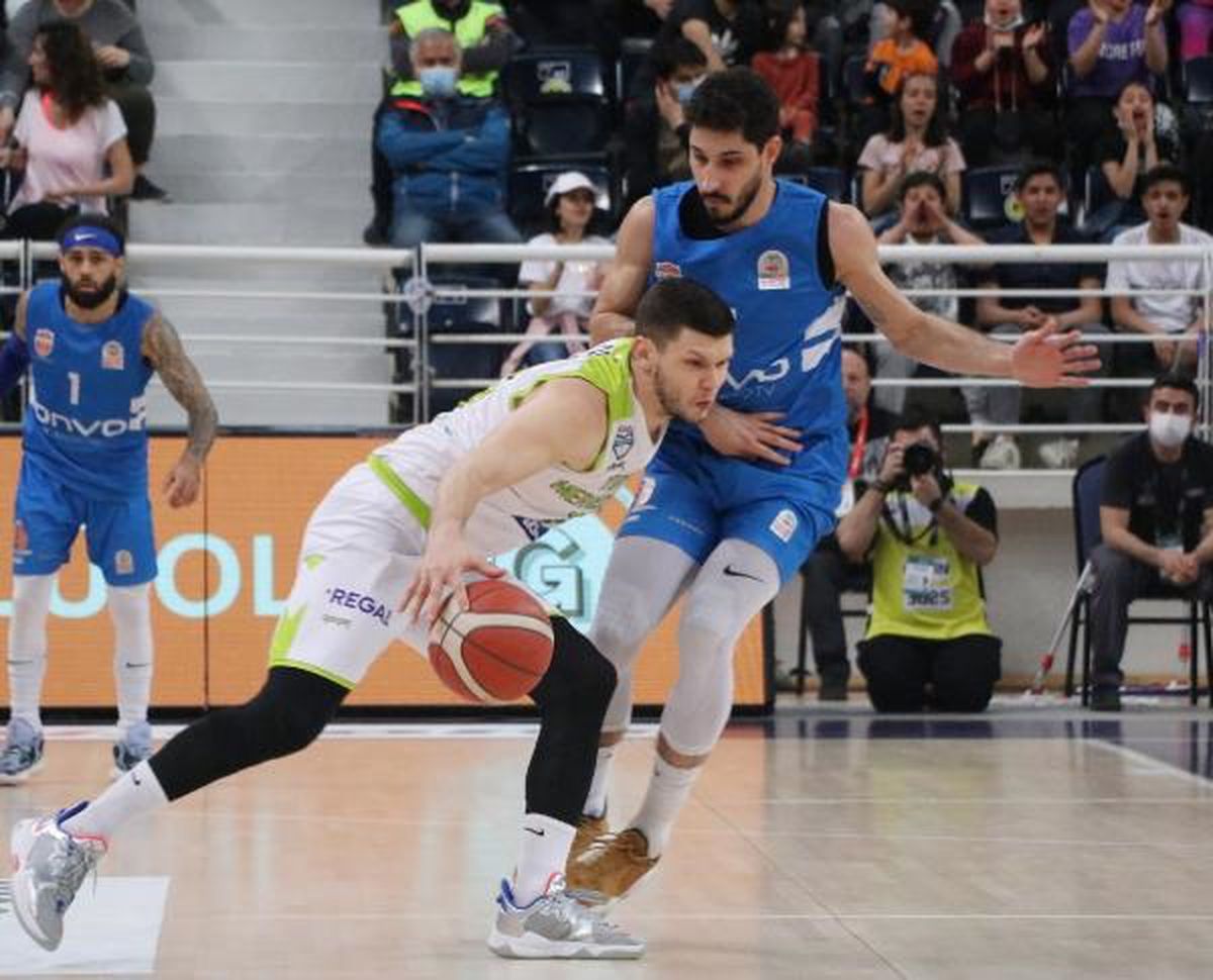 Merkezefendi Belediyesi Basket, Rihards Lomazs\'ı geri getirdi