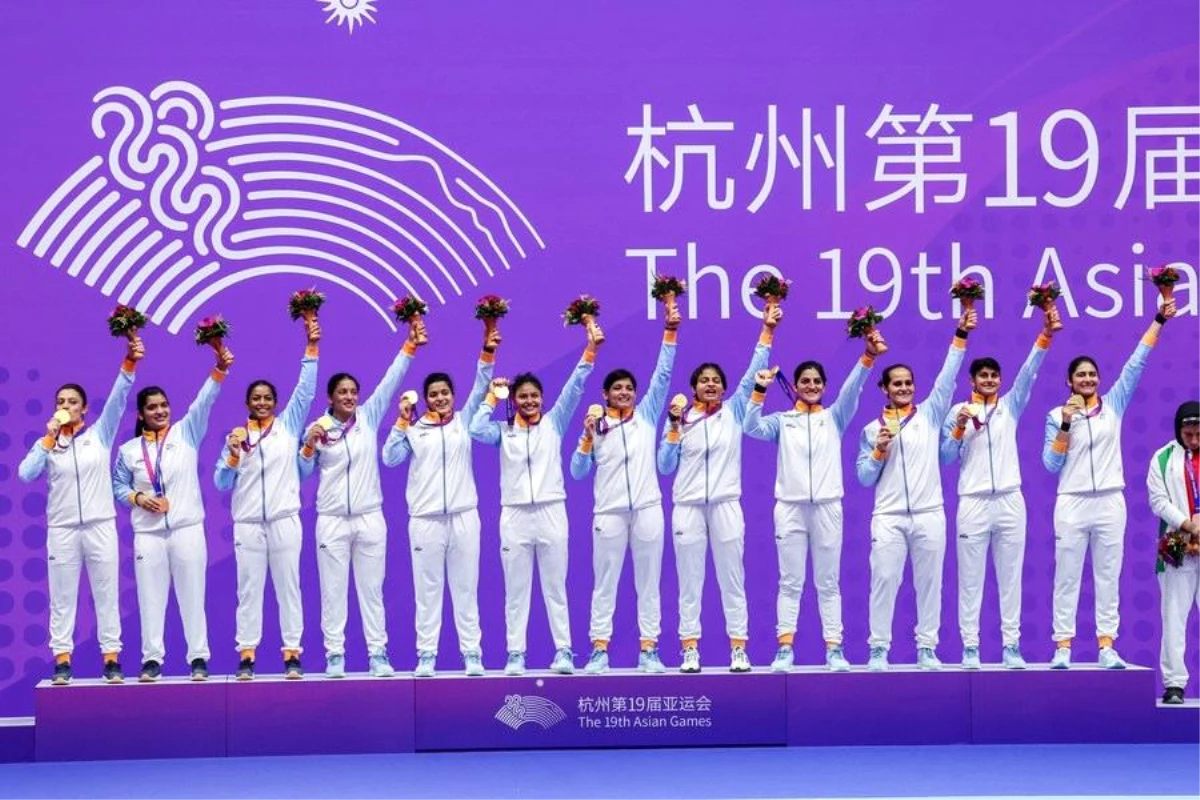 Hindistan Başbakanı, Asya Oyunları\'nda 100 madalya kazanan sporcuları kutladı