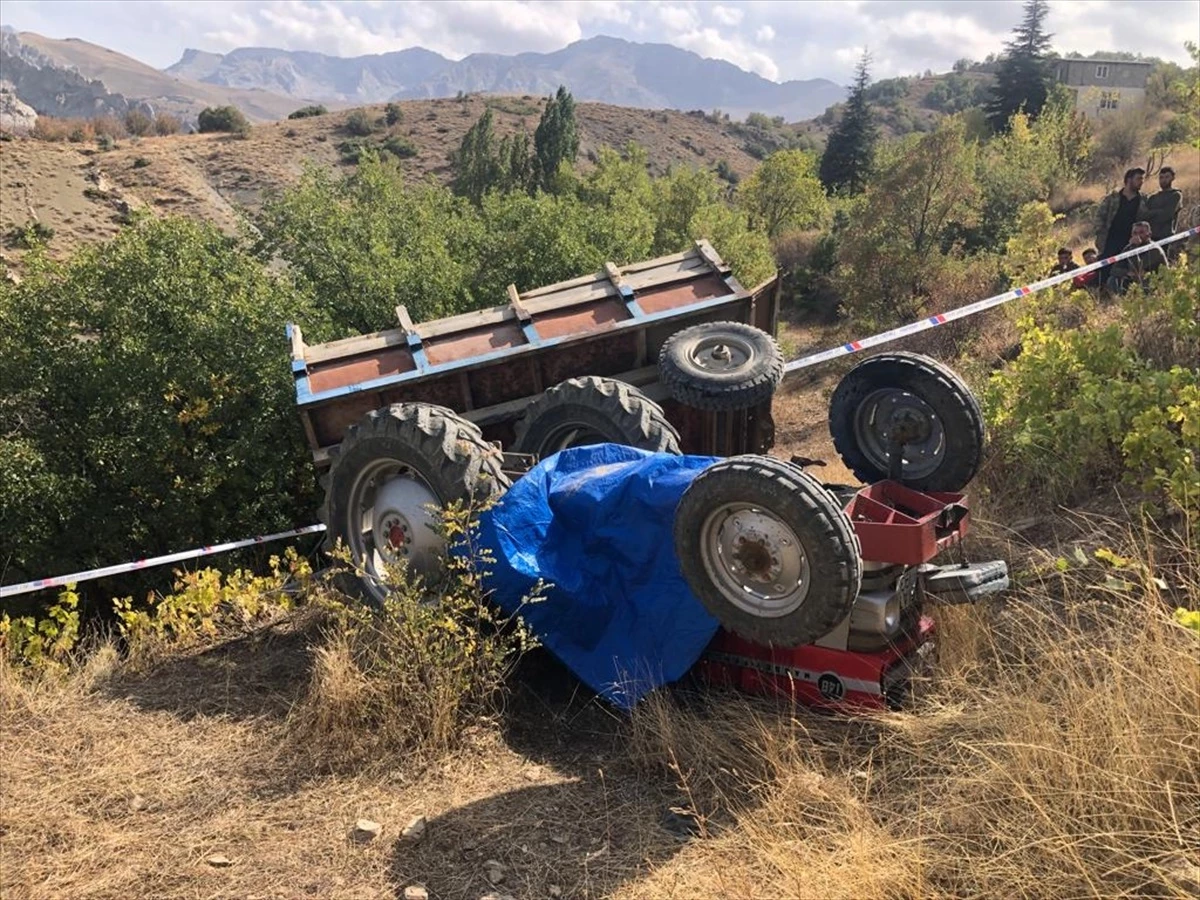 Niğde\'de traktör devrildi, sürücü hayatını kaybetti